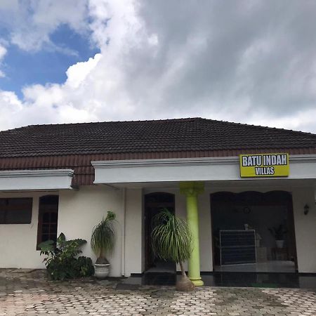 Villa & Guest House Batu Indah المظهر الخارجي الصورة