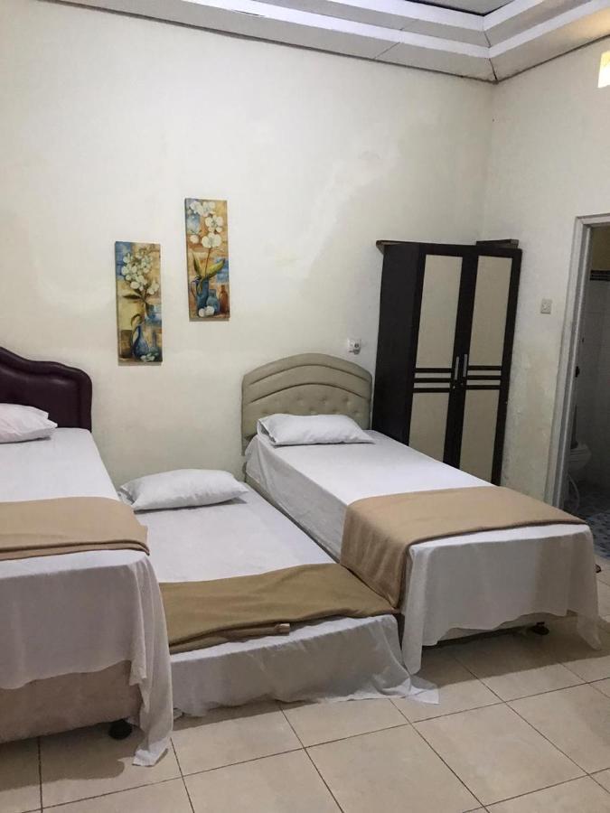 Villa & Guest House Batu Indah المظهر الخارجي الصورة